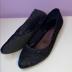 Textured Black Flats